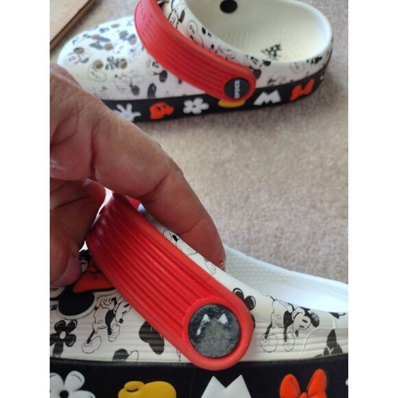 CROCS Shoes Size 9 Toddler Crocs Mickey Mouse Minnie Mouse Off